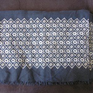blue and white patterend scarf